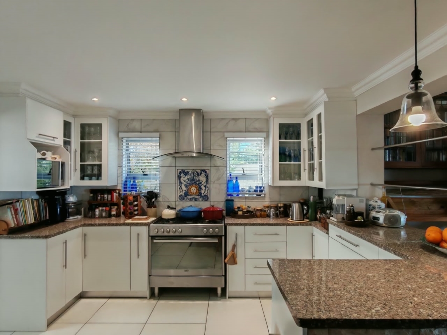 4 Bedroom Property for Sale in Herolds Bay Western Cape